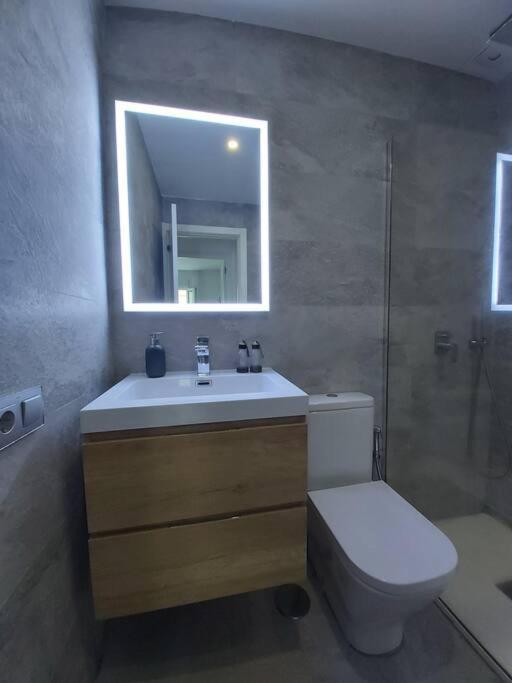 Luminoso Apartamento En El Centro, Con Mucho Arte Seville Exterior photo
